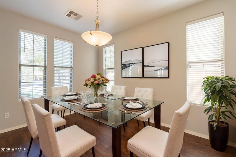 5339 Chisum Trl, Phoenix, AZ 85083