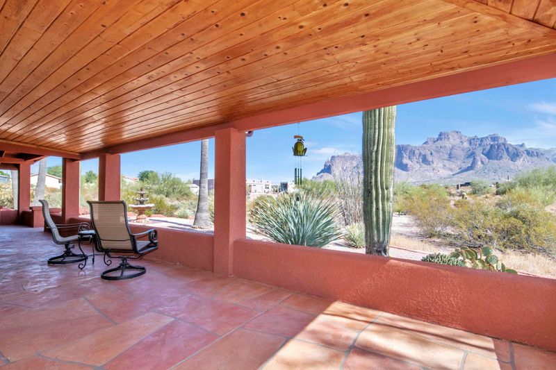 534 N Mountain View Rd, Apache Junction, AZ 85119