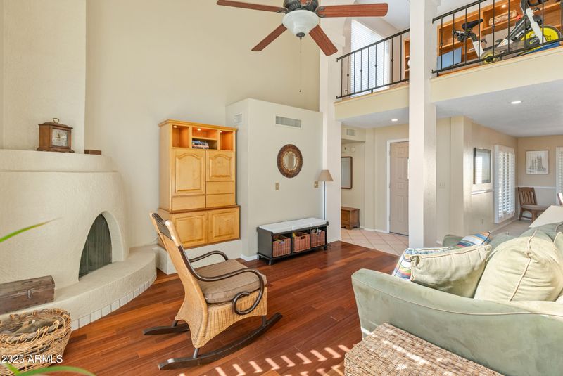 5340 W Turquoise Ave, Glendale, AZ 85302
