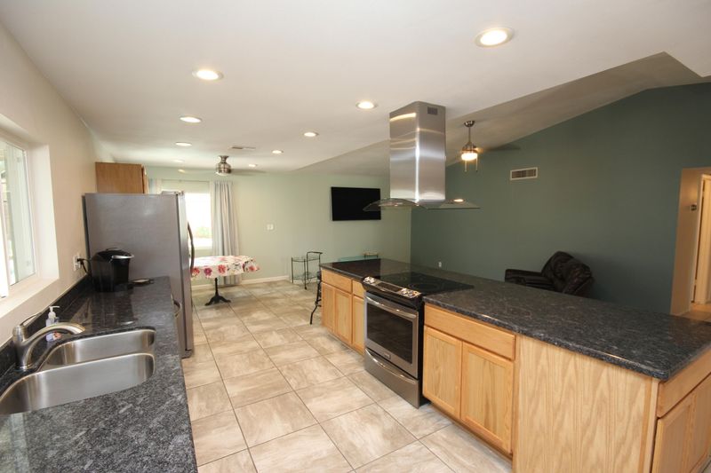 5341 W Carol Ave, Glendale, AZ 85302