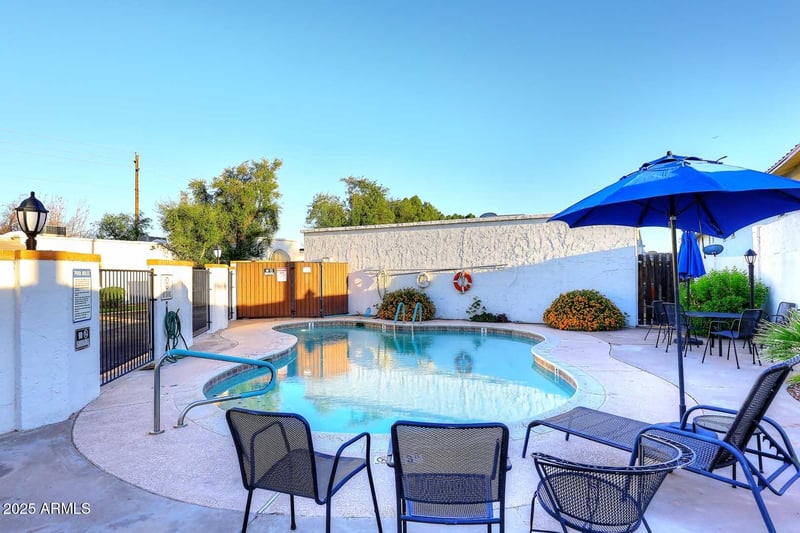 5342 Las Casitas Pl, Phoenix, AZ 85016