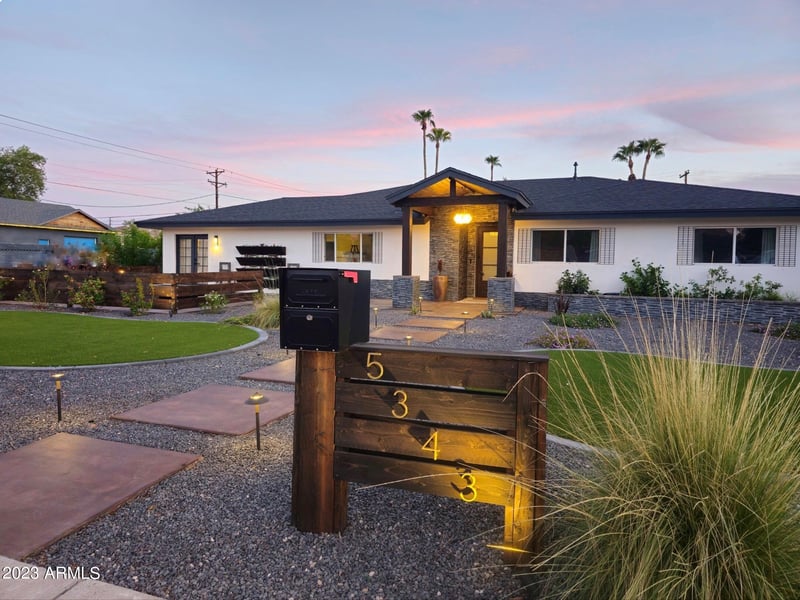 5343 E Pinchot Ave, Phoenix, AZ 85018