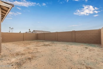 5343 Royal Palm Rd, Glendale, AZ 85302