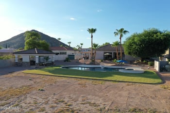 5343 Whispering Wind Dr, Glendale, AZ 85310