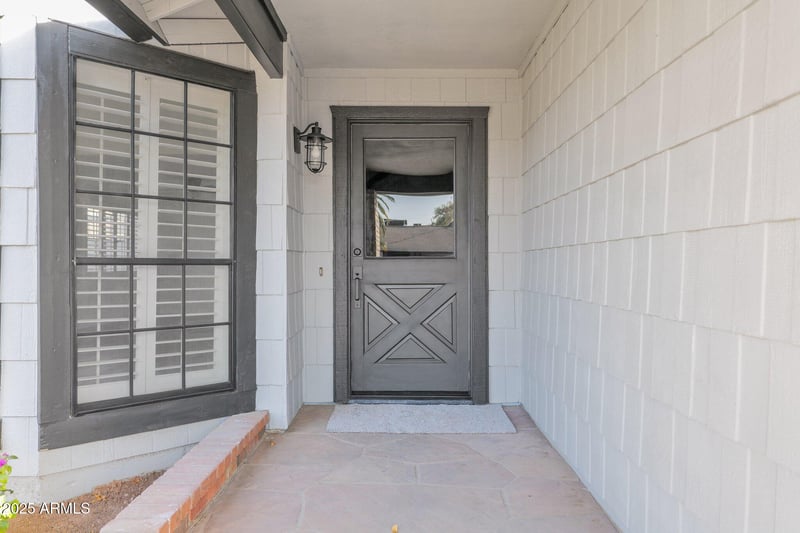 5344 Desert Hills Dr, Glendale, AZ 85304