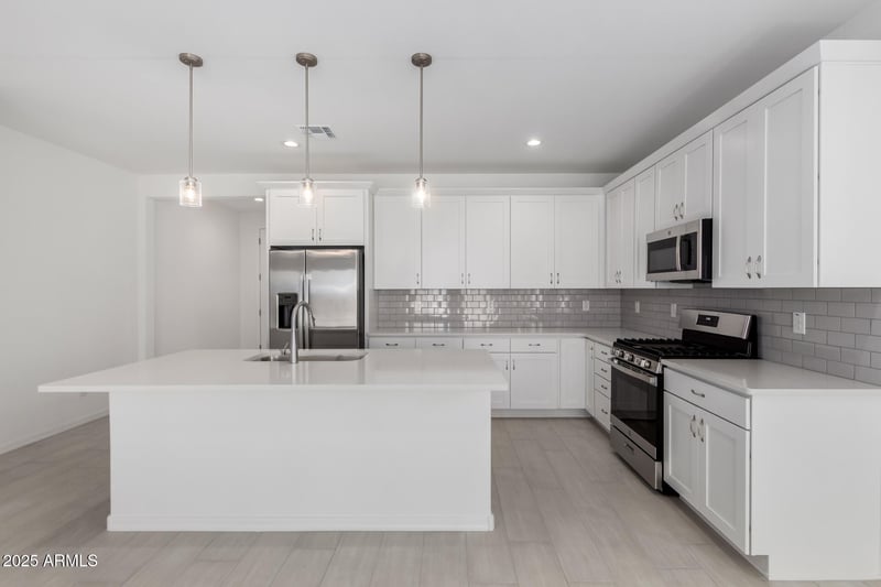 5344 Manzanita Dr, Glendale, AZ 85302