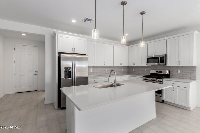 5344 Manzanita Dr, Glendale, AZ 85302