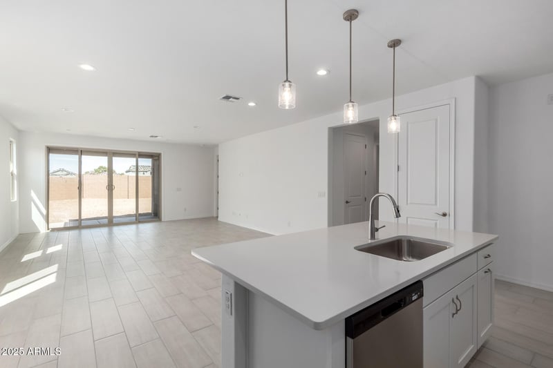 5344 Manzanita Dr, Glendale, AZ 85302