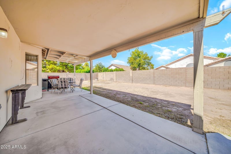5344 Oraibi Dr, Glendale, AZ 85308