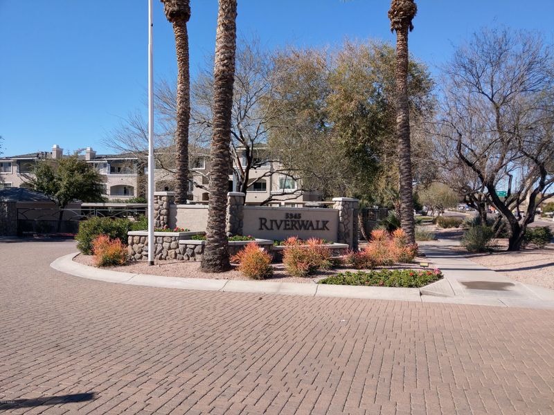 5345 E Van Buren St #120, Phoenix, AZ 85008