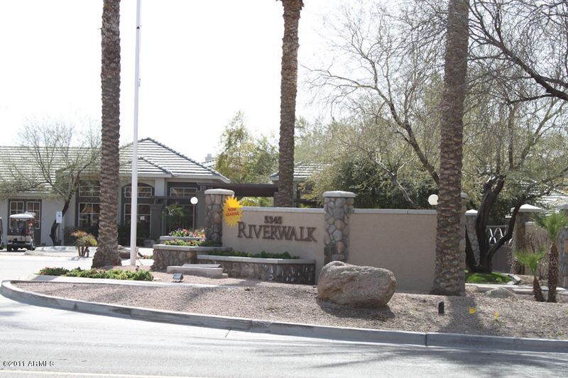 5345 E Van Buren St #121, Phoenix, AZ 85008