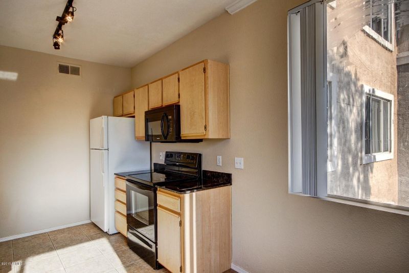 5345 E Van Buren St #244, Phoenix, AZ 85008