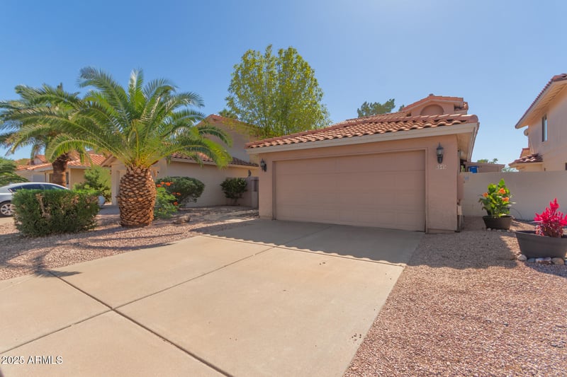 5345 Elmwood St, Mesa, AZ 85205