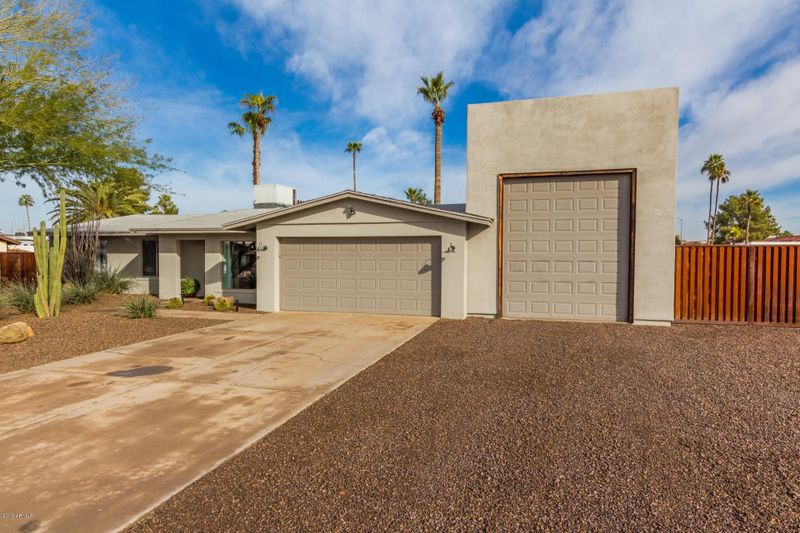 5346 E Winchcomb Dr, Scottsdale, AZ 85254