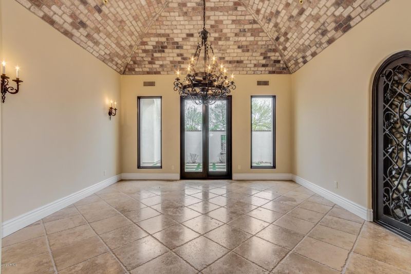 5347 E Mockingbird Ln, Paradise Valley, AZ 85253
