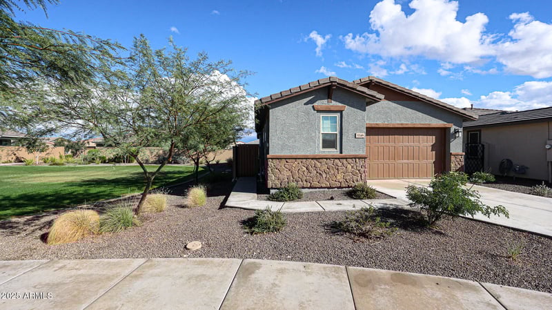 5349 205th Ln, Buckeye, AZ 85396