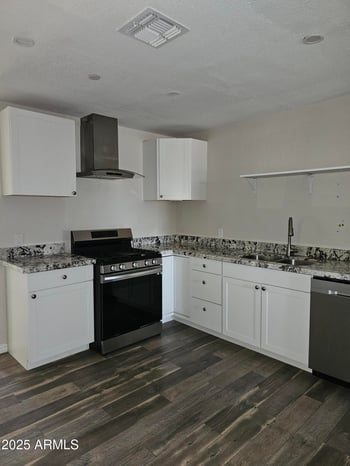 535 Agua Fria Ln, Avondale, AZ 85323