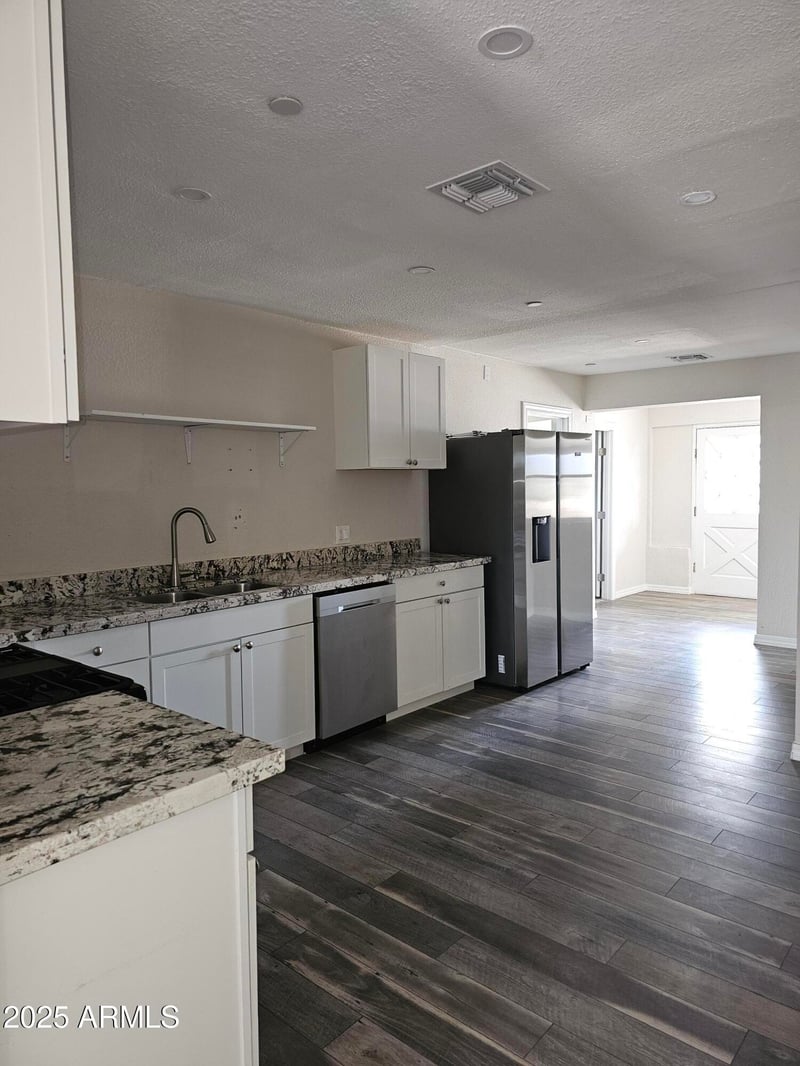 535 Agua Fria Ln, Avondale, AZ 85323