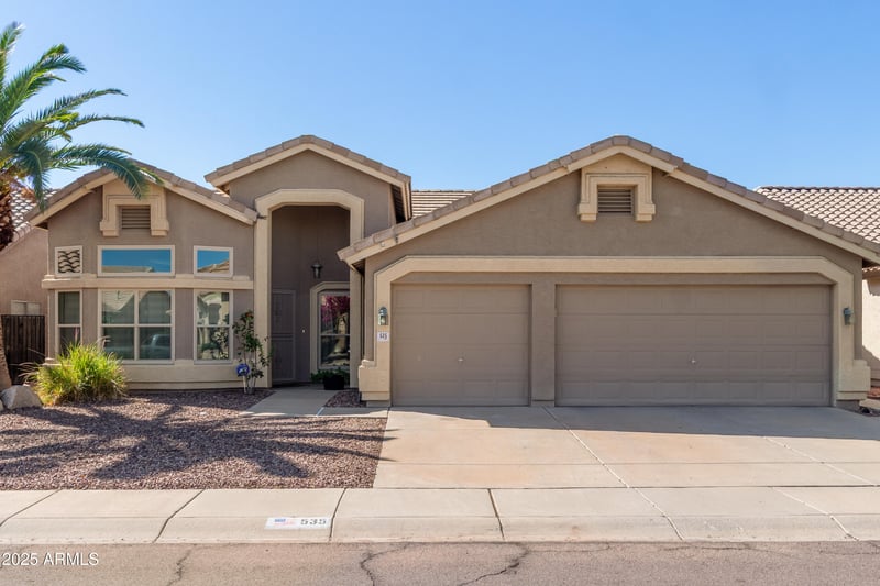 535 Michelle Dr, Phoenix, AZ 85023