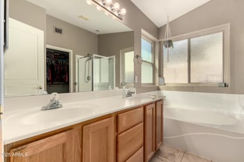 535 Michelle Dr, Phoenix, AZ 85023