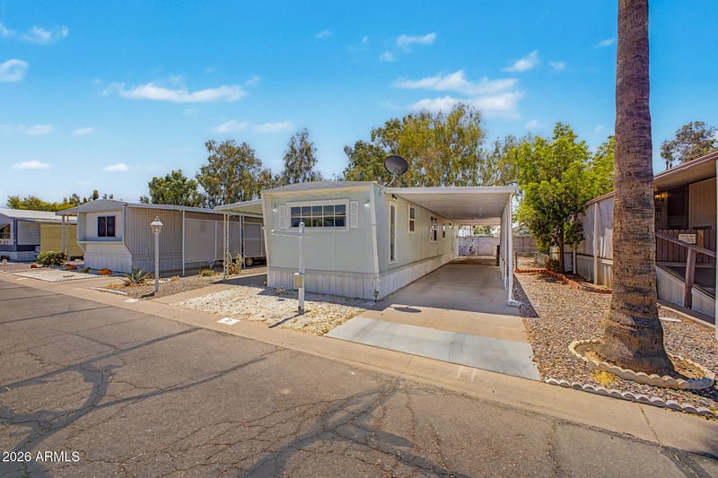 535 Alma School Rd #17, Mesa, AZ 85210
