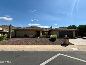 535 Sweetwater Ave, Phoenix, AZ 85029