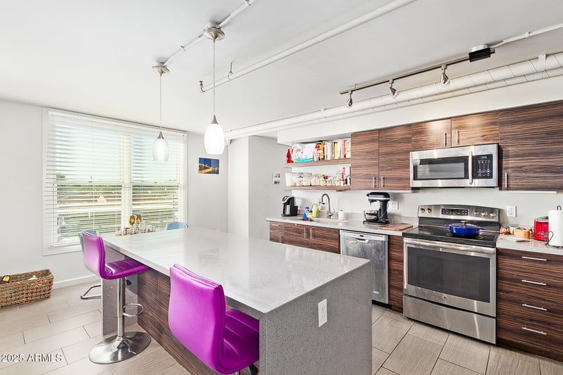 535 Thomas Rd #208, Phoenix, AZ 85013