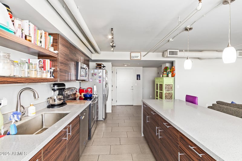 535 Thomas Rd #208, Phoenix, AZ 85013