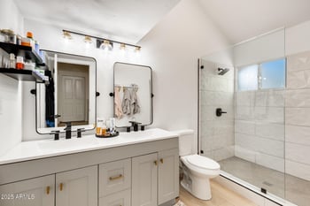 5350 3rd Ave, Phoenix, AZ 85013