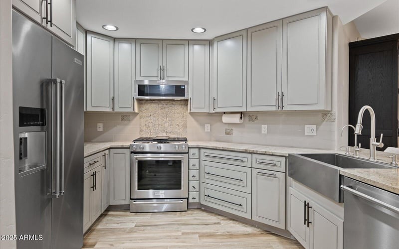 5350 Deer Valley Dr #1250, Phoenix, AZ 85054
