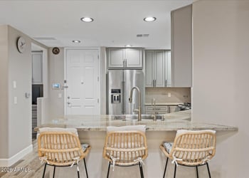 5350 Deer Valley Dr #1250, Phoenix, AZ 85054