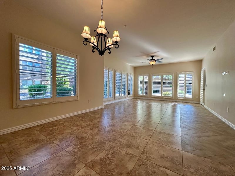 5350 Deer Valley Dr #1261, Phoenix, AZ 85054