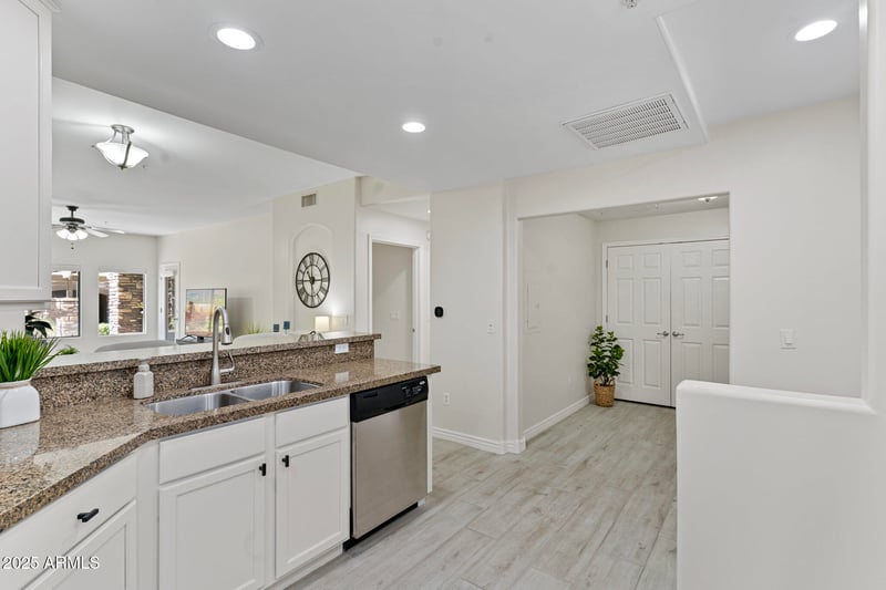 5350 Deer Valley Dr #1276, Phoenix, AZ 85054