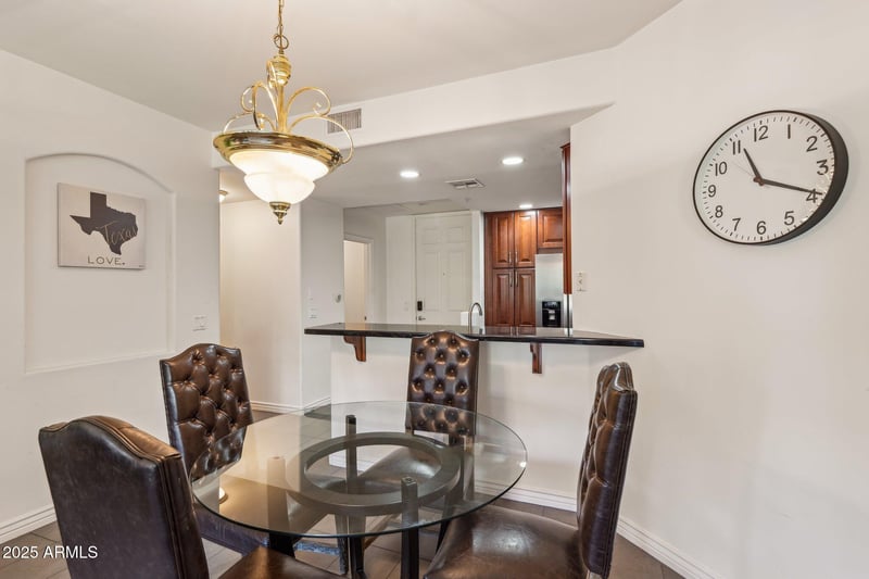 5350 Deer Valley Dr #2408, Phoenix, AZ 85054