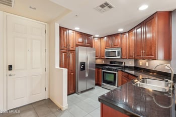 5350 Deer Valley Dr #2408, Phoenix, AZ 85054