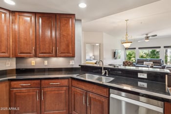 5350 Deer Valley Dr #2408, Phoenix, AZ 85054