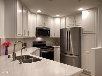 5350 Deer Valley Dr #2435, Phoenix, AZ 85054