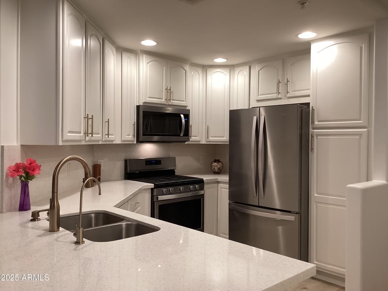 5350 Deer Valley Dr #2435, Phoenix, AZ 85054