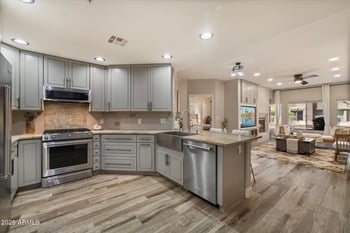 5350 E Deer Valley Dr #1250, Phoenix, AZ 85054