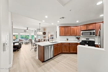 5350 Deer Valley Dr #2431, Phoenix, AZ 85054