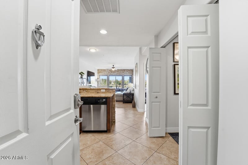 5350 E Deer Valley Dr #3255, Phoenix, AZ 85054