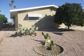 5350 Lindstrom Ln, Mesa, AZ 85215