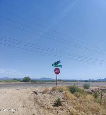 53502 Baseline Rd #167, Tonopah, AZ 85354