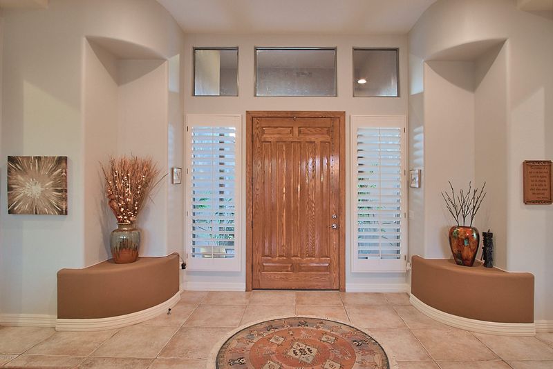 5351 E Poston Dr, Phoenix, AZ 85054