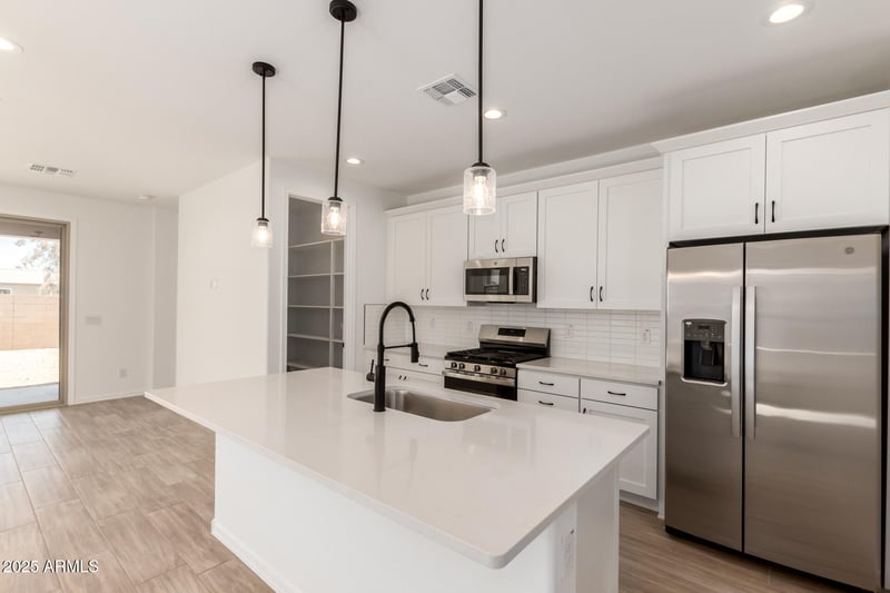 5352 Las Palmaritas Dr, Glendale, AZ 85302