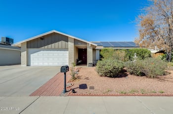 5352 Port Au Prince Ln, Glendale, AZ 85306
