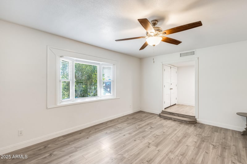 5352 Port Au Prince Ln, Glendale, AZ 85306