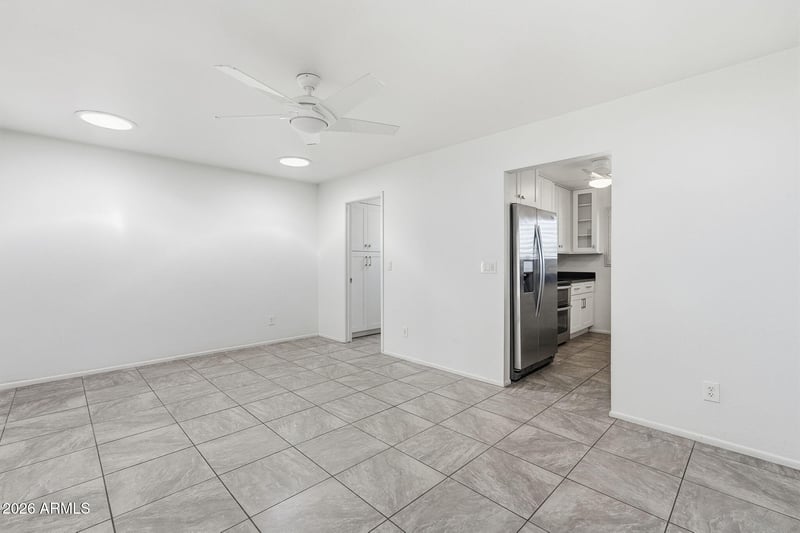 5352 Country Club Way, Tempe, AZ 85283