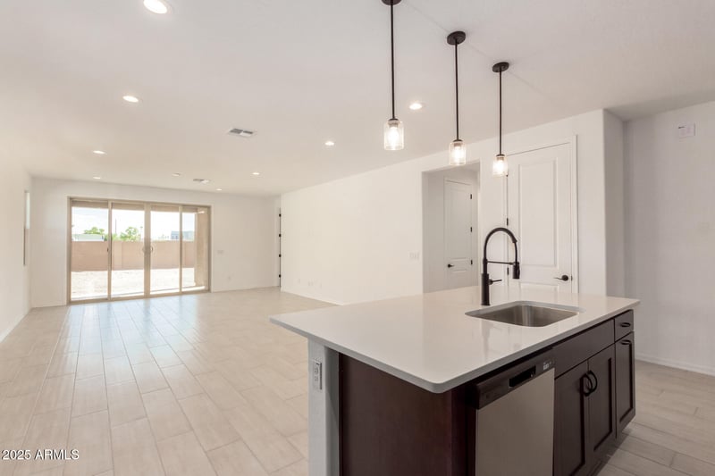 5353 Manzanita Dr, Glendale, AZ 85302