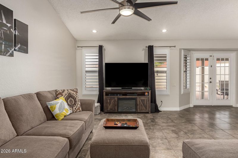 5354 E Ellis St, Mesa, AZ 85205